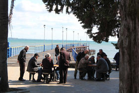 Sul lungomare di Sukhumi