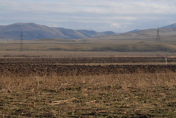 Armenia and Azerbaijan as seen from Tekali, Georgia (Photo © Onnik Krikorian 2011)