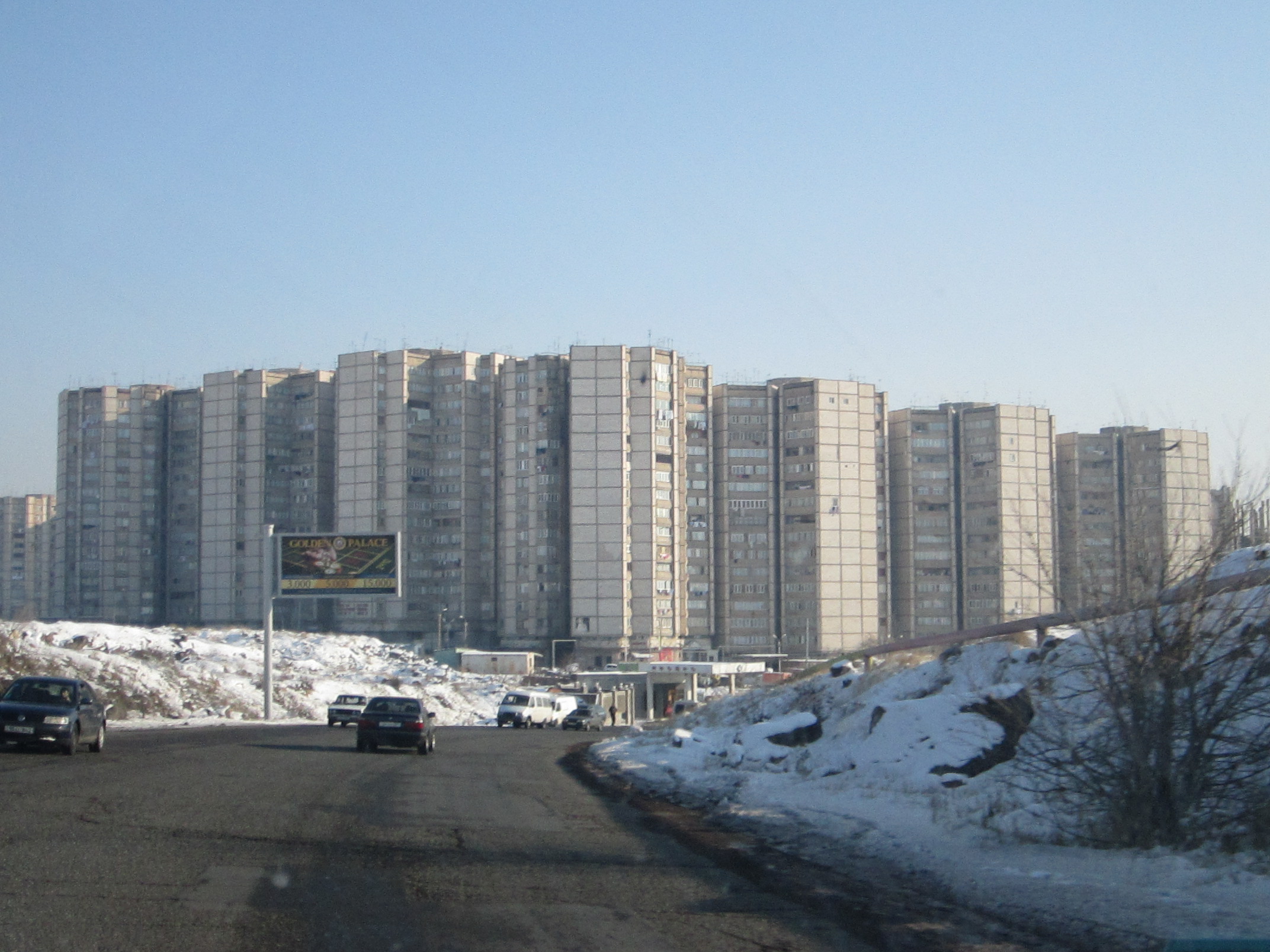 Il complesso CCCP alla periferia di Yerevan (Foto Ilenia Santin) Il complesso CCCP alla periferia di Yerevan (Foto Ilenia Santin)
