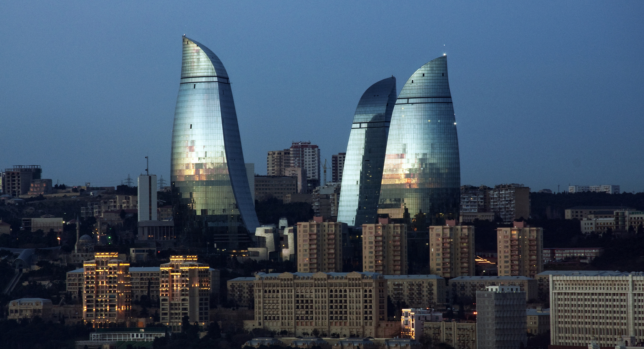 Baku, le Flame Towers (Foto wilth, Flickr) Baku, le Flame Towers (Foto wilth, Flickr)