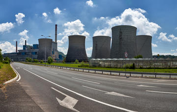 Tuzla, la centrale termoeletrica © goodcat/Shutterstock