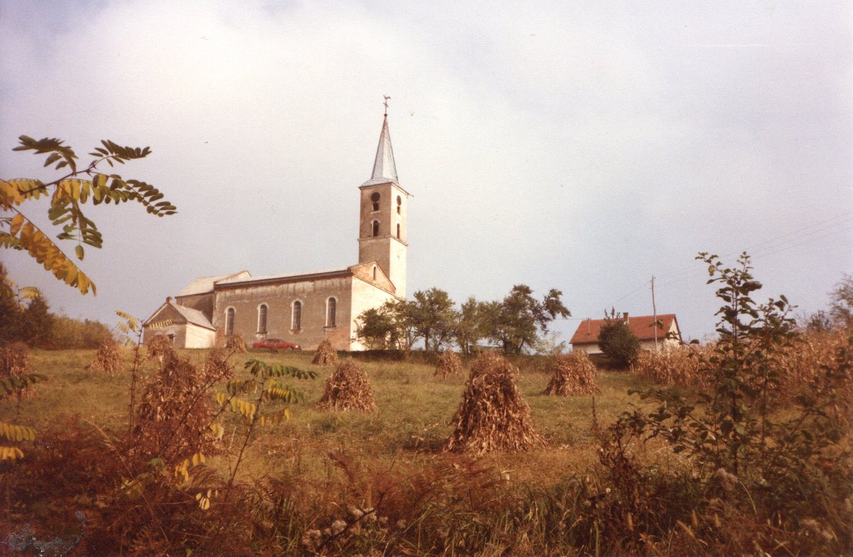 La chiesa di Mahovljani (foto gentilmente concessa da Paolo Perotto, ricercatore della storia trentino-bosniaca e custode della memoria dei trentini da Mahovljani)