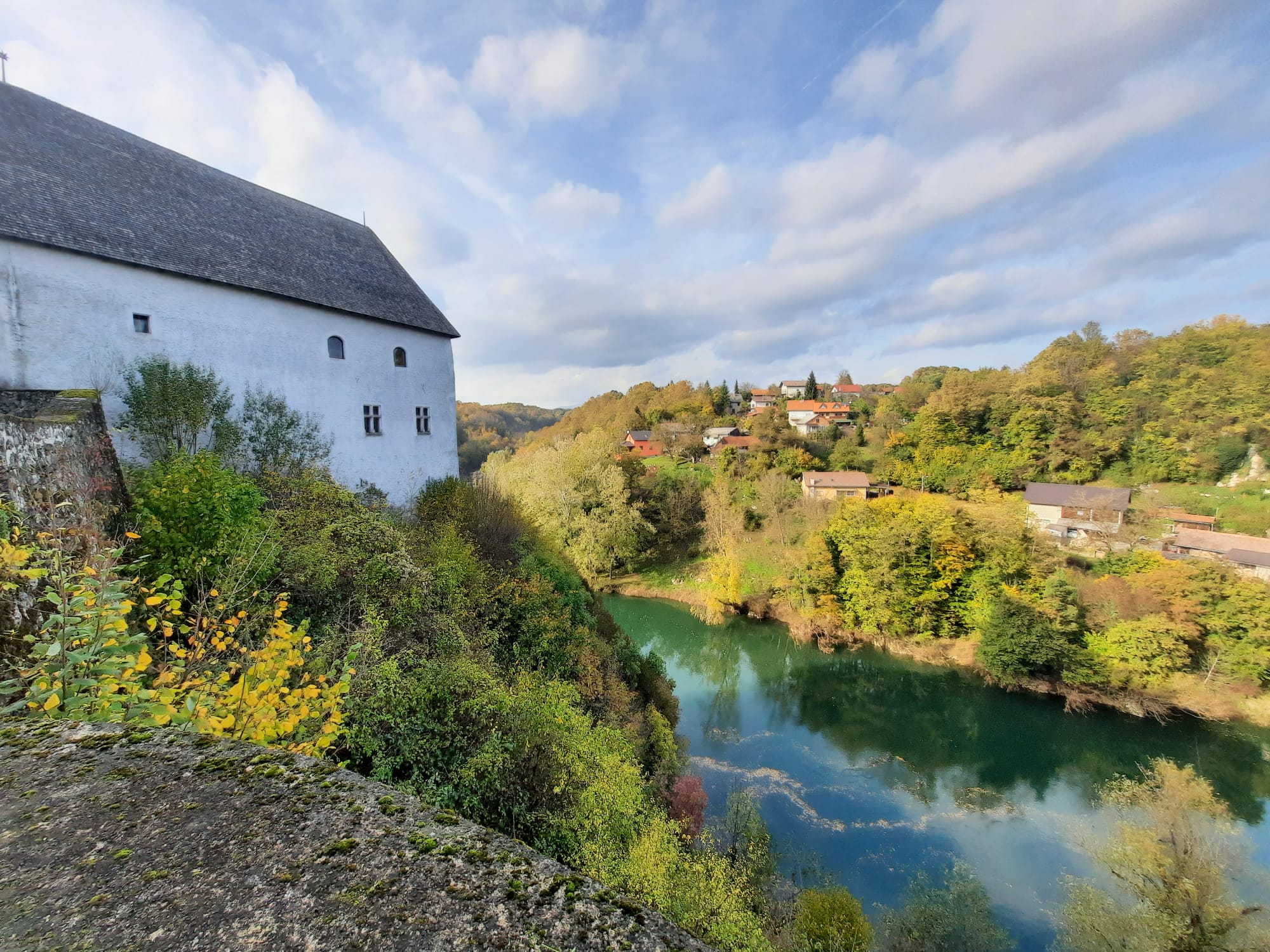 La città vecchia di Ozalj, prima di Karlovac sulla Kupa (Foto G. Vale)