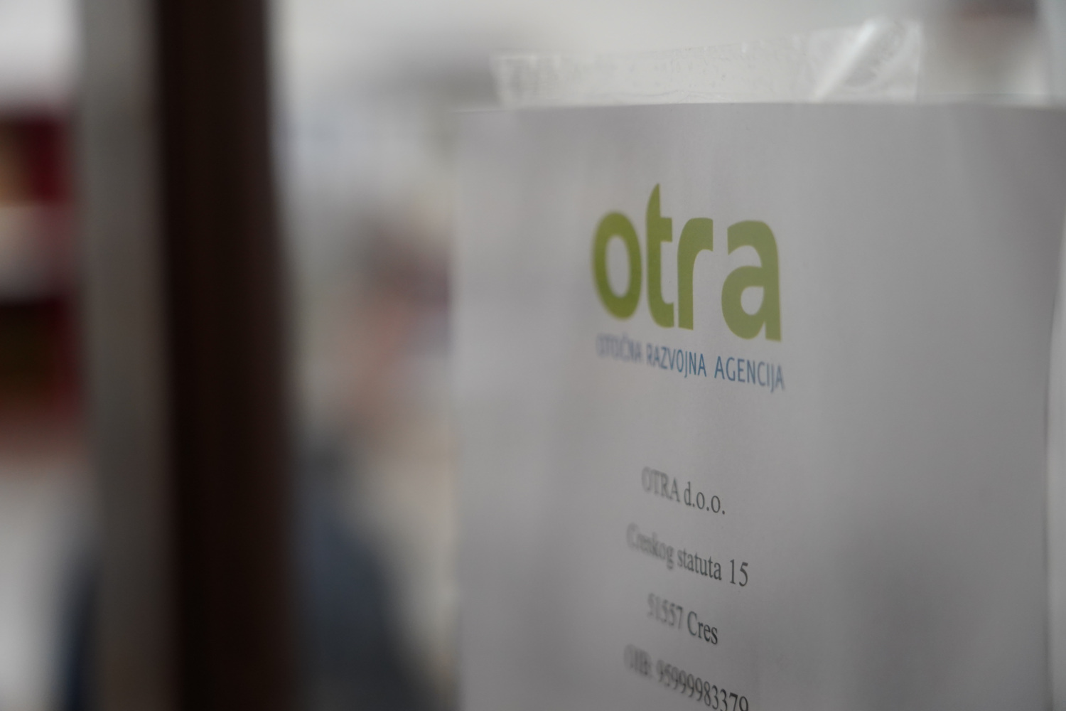 The entrance to the Otra Agency, in Cres - photo by Davide Sighele