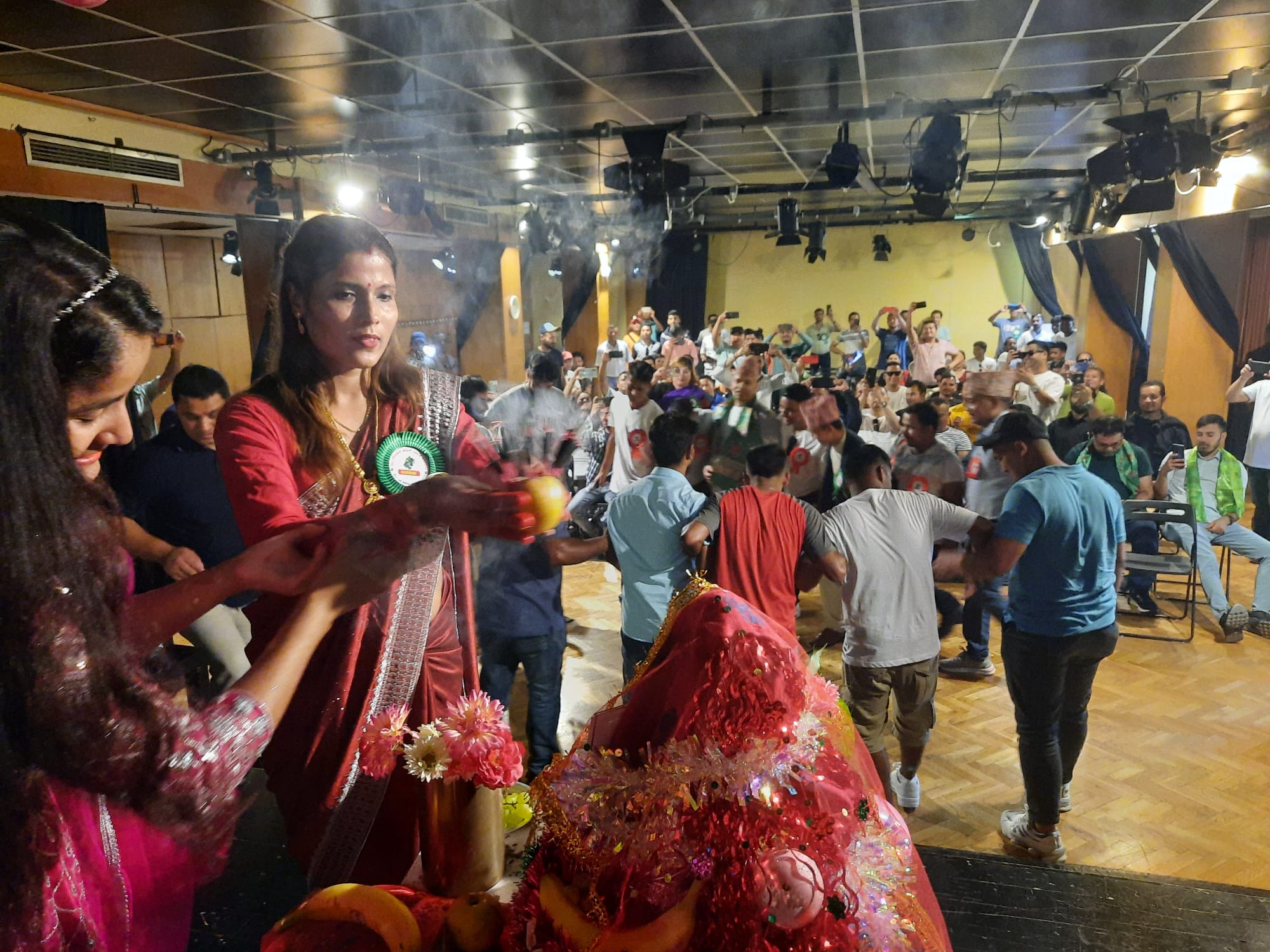 La comunità nepalese di Zagabria celebra il giorno del Gaura Parva (foto G. Vale)