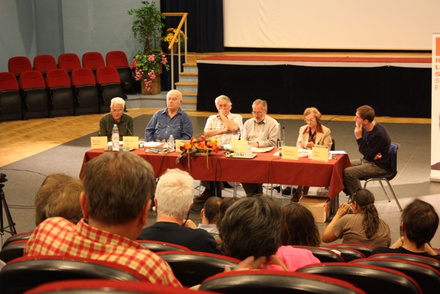 Un'immagine della conferenza (foto http://www.rosalux.rs)