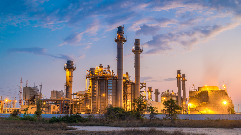 Twilight power gas turbine power plant © PLUkaAOM/Shutterstock