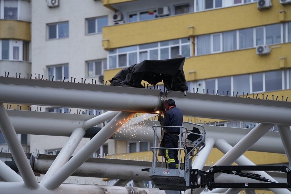 Bucarest, Romania. Costruzione di un ponte gennaio 2023 © Cristi Dangeorge/Shutterstock