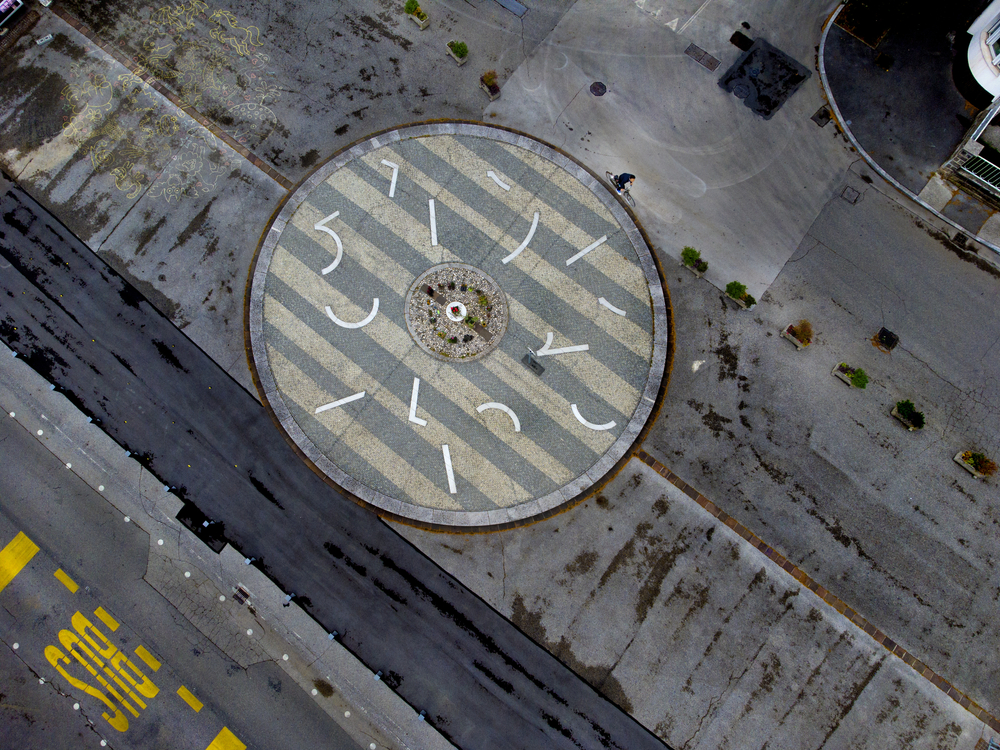 Gorizia, la piazza della Transalpina fotografata dall'alto. In passato divisa da un reticolato è ora attraversabile liberamente grazie alla comune appartenenza di Italia e Slovenia all'Unione europea - © Matjaz Preseren/Shutterstock