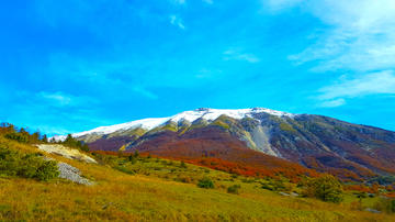 La Majella vista dal Campo di Giove in autunno © Francesco Ricciardi Exp/Shutterstock