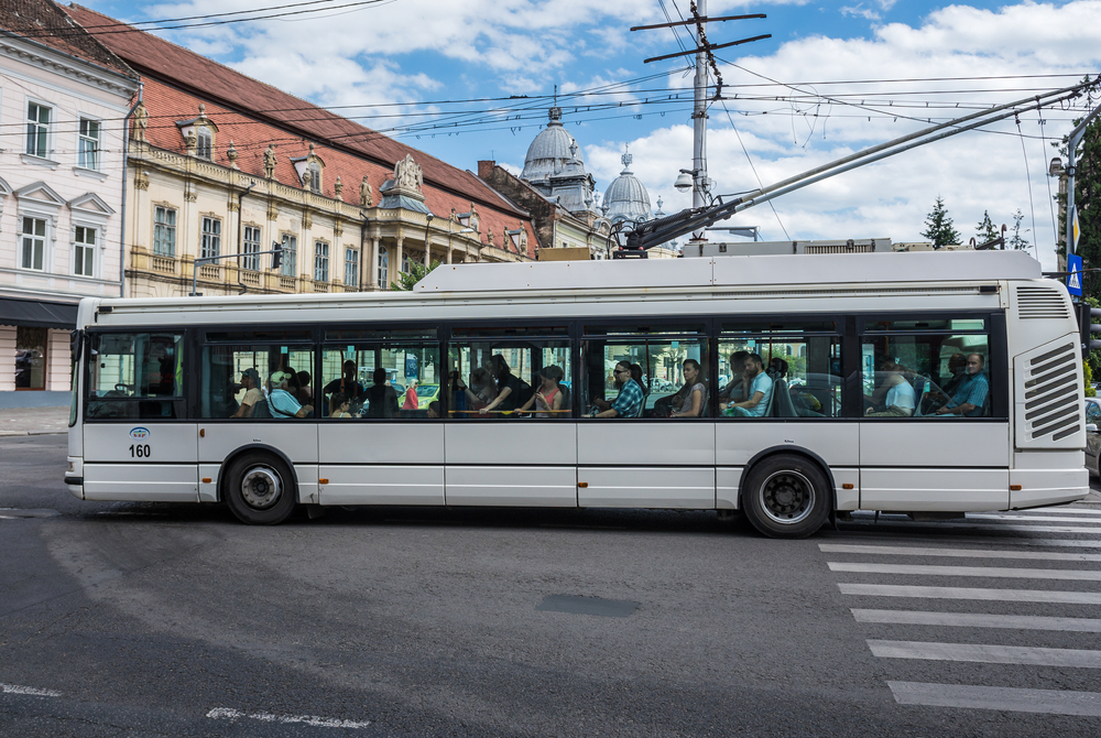 Un tram a Cluj-Napoca - © Fotokon/Shutterstock Un tram a Cluj-Napoca - © Fotokon/Shutterstock