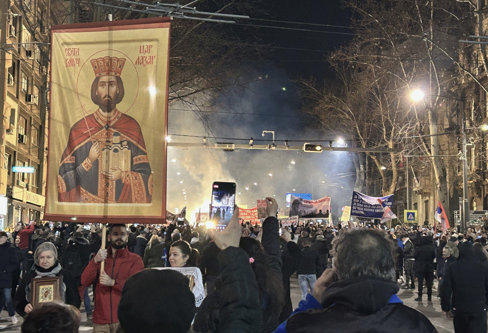 La manifestazione a Belgrado del 17 marzo scorso - foto di Massimo Moratti