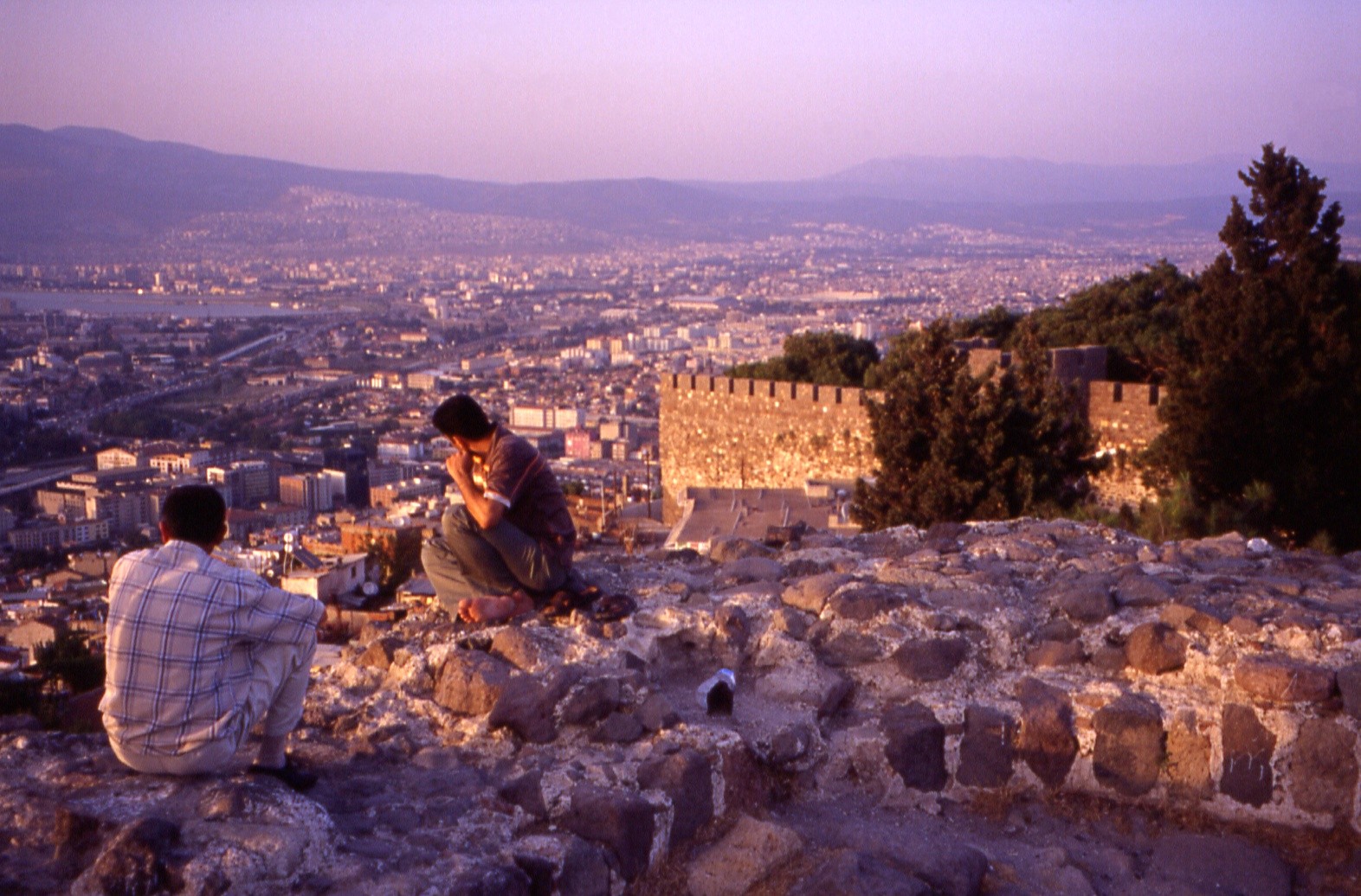 La metropoli di Izmir (Smirne) vista dalla fortezza di Kadifekale - Foto di F. Polacco