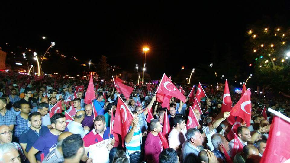 Proteste in piazza (foto wikimedia)