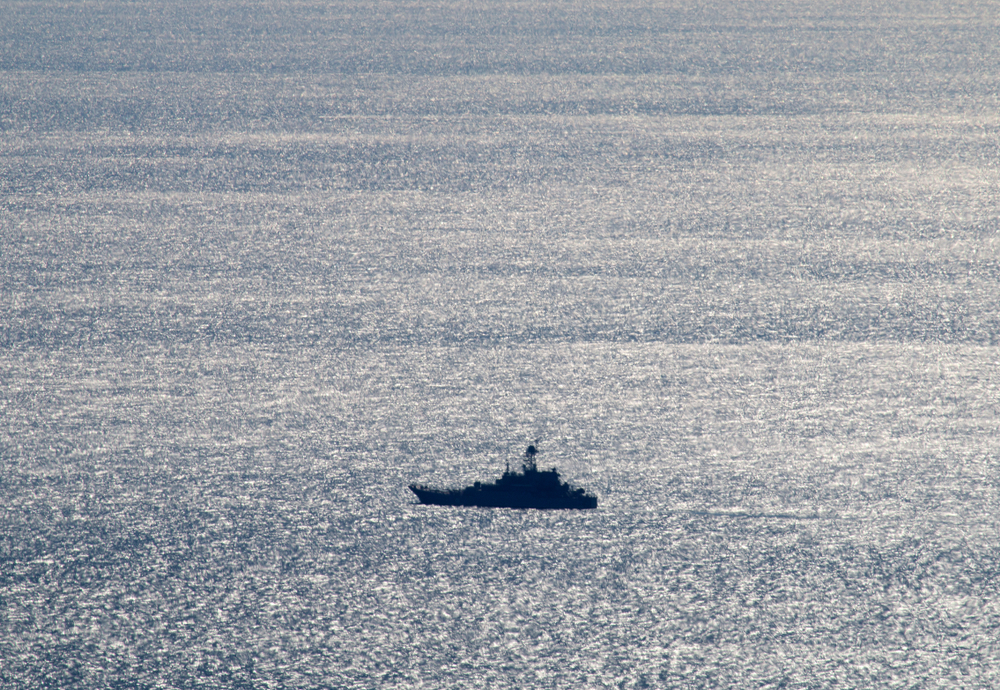 Nave da guerra nello stretto di Kerch - Maksimilian/Shutterstock