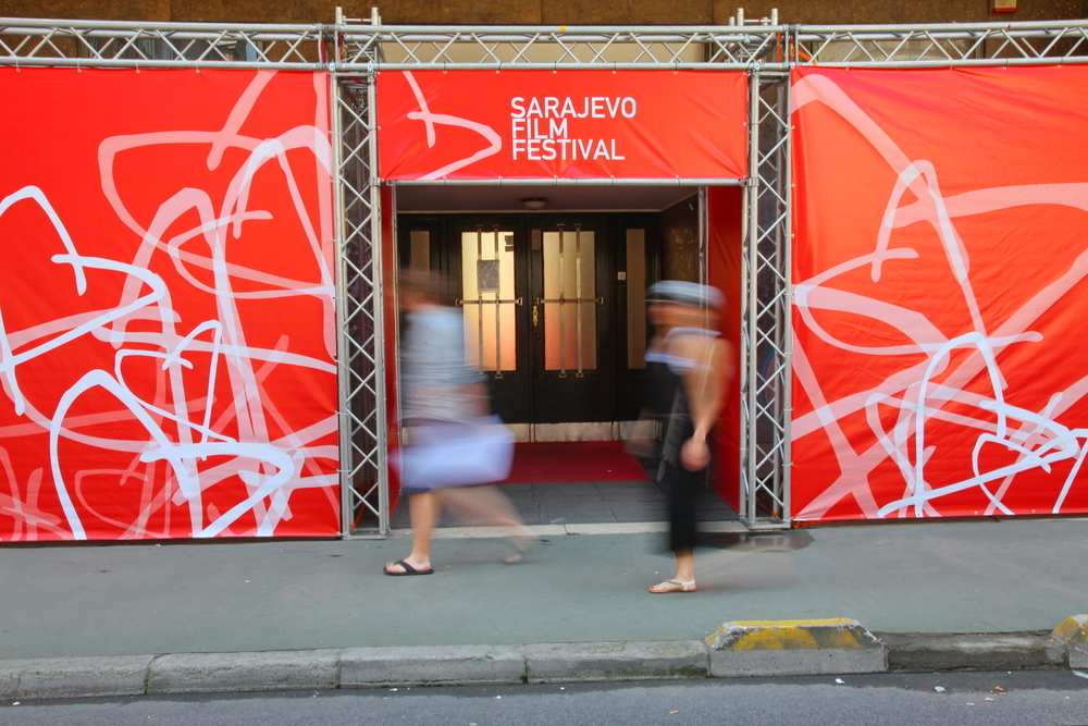 Uno degli ingressi delle sale cinematografiche del Sarajevo Film Festival Uno degli ingressi delle sale cinematografiche del Sarajevo Film Festival