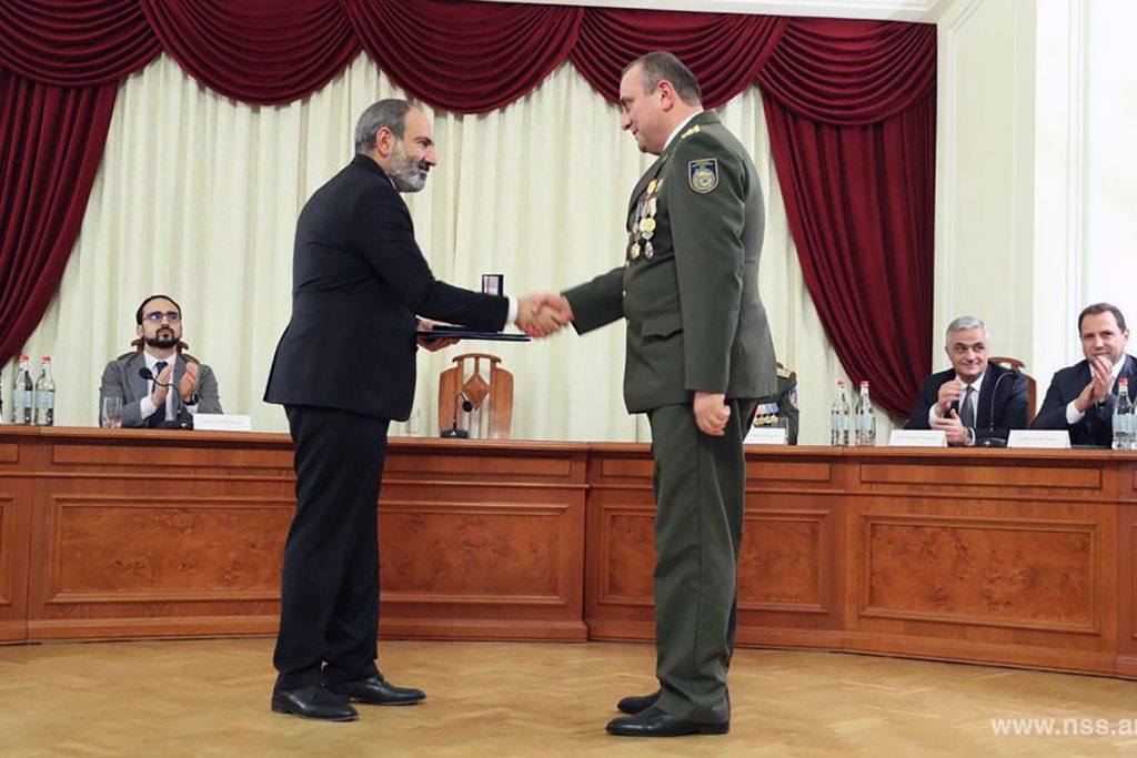 Nikol Pashinyan alle celebrazioni del centenario della creazione dei Servizi di sicurezza armeni (foto ufficiale tratta dal portale del governo armeno)