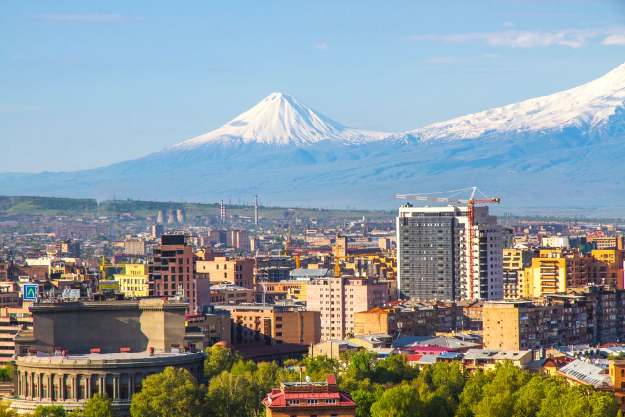 Panorama di Yerevan - © Whatafoto/Shutterstock