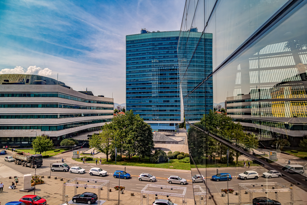 Sarajevo sede del parlamento © Andocs/Shutterstock