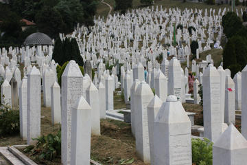 Sarajevo, cimitero di guerra (foto di Giacomo M /Shutterstock)