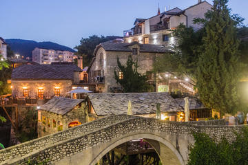 Mostar © Matyas Rehak/Shutterstok