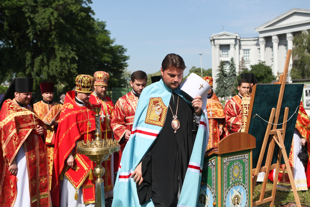 Cerimonia religiosa a Kiev - © vodograj/Shutterstock