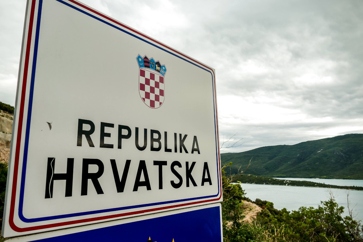 Frontiera tra Croazia e Bosnia © underworld/Shutterstock