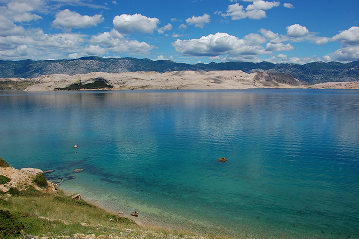 Island of Pag (photo by L. Zanoni) Island of Pag (photo by L. Zanoni)