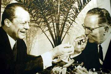 Willy Brand e Josip Broz Tito (foto CC Pietro Izzo)