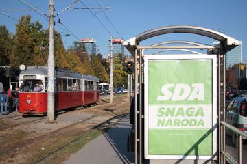 La forza del popolo, slogan elettorale del partito SDA a Sarajevo (foto A. Sasso)