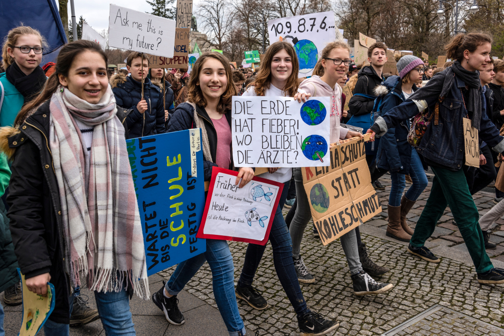 Manifestanti FFF a Berlino - Rolf G Wackenberg/Shutterstock