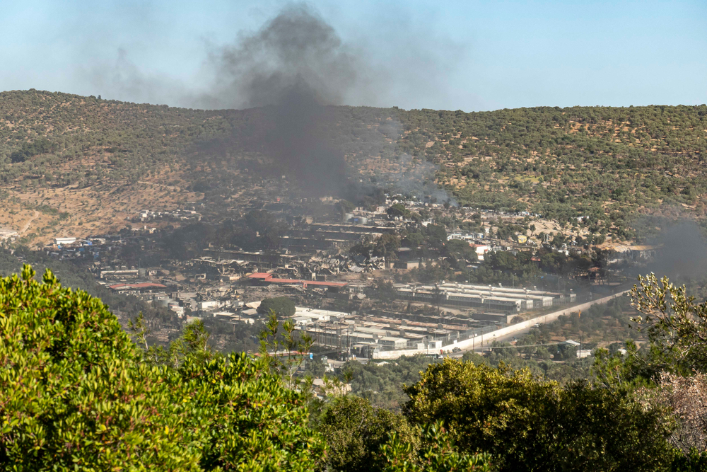 L'incendio a Moria - © Nicolas Economou/Shutterstock