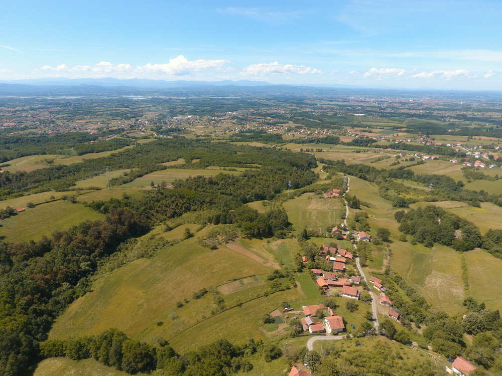 Aree rurali nei pressi di Prijedor (© ilija prastalo/Shutterstock)