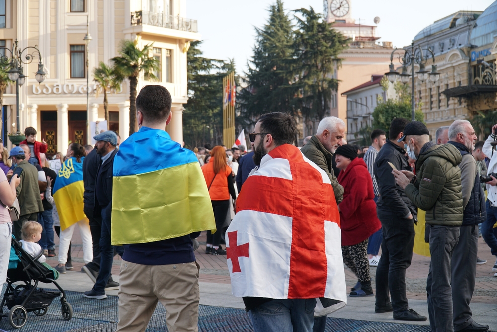 Batumi, Georgia, 24 febbraio 2022- Manifestazioni di solidarietà con l'Ucraina © omer karabacak/Shutterstock