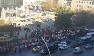 Proteste in Turchia contro la legge sul matrimonio riparatore - foto Filmmor - Twitter.jpg Proteste in Turchia contro la legge sul matrimonio riparatore - foto Filmmor - Twitter.jpg