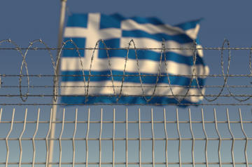 Grecia, filo spinato al confine - foto Novikov Aleksey - Shutterstock.jpg