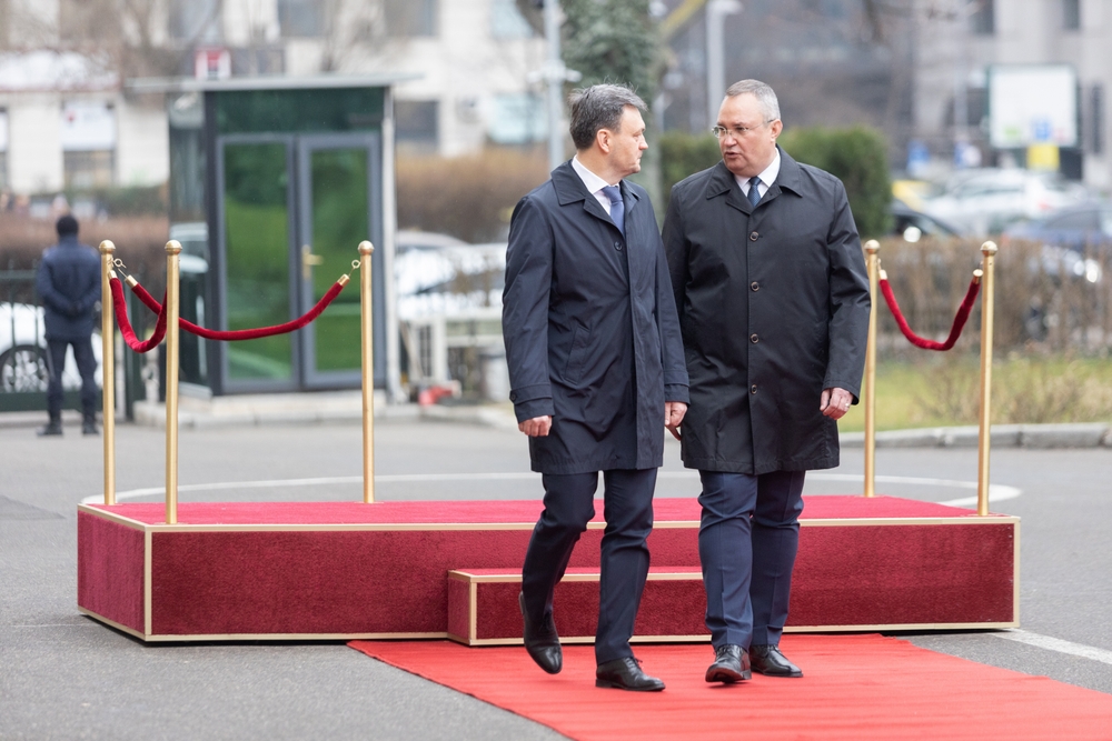 1 marzo, 2023, il primo ministro moldavo Dorin Recean a Bucarest assieme alla sua controparte romena Nicolae Ciuca - © Alexandra Pandrea/Shutterstock