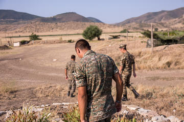 Soldati karabakhi © renewable/Shutterstock