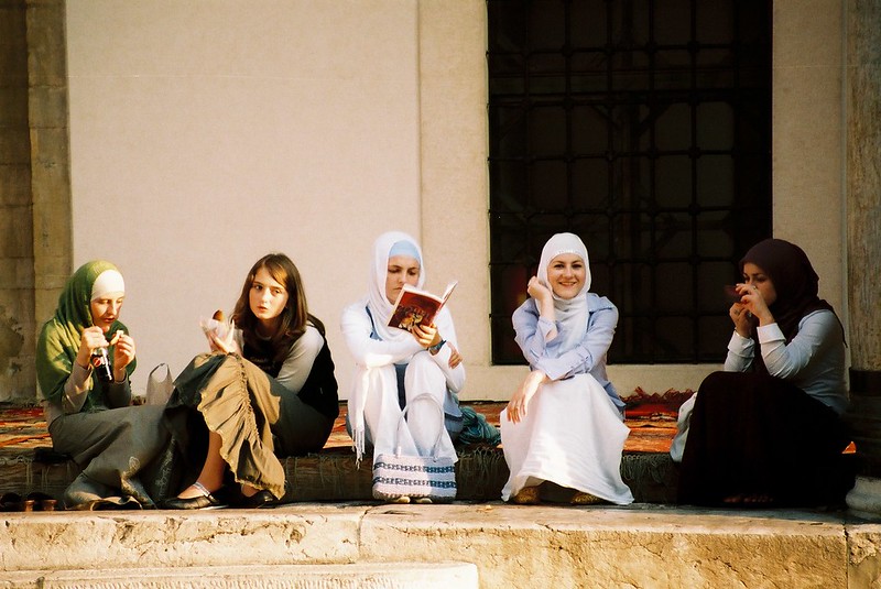Ragazze a Sarajevo - Kashfi Halford/Flickr