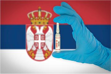 Vaccini in Serbia - © mustafaclk/Shutterstock