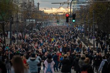  Proteste ecologiste a Belgrado - © Dragan Mujan/Shutterstock