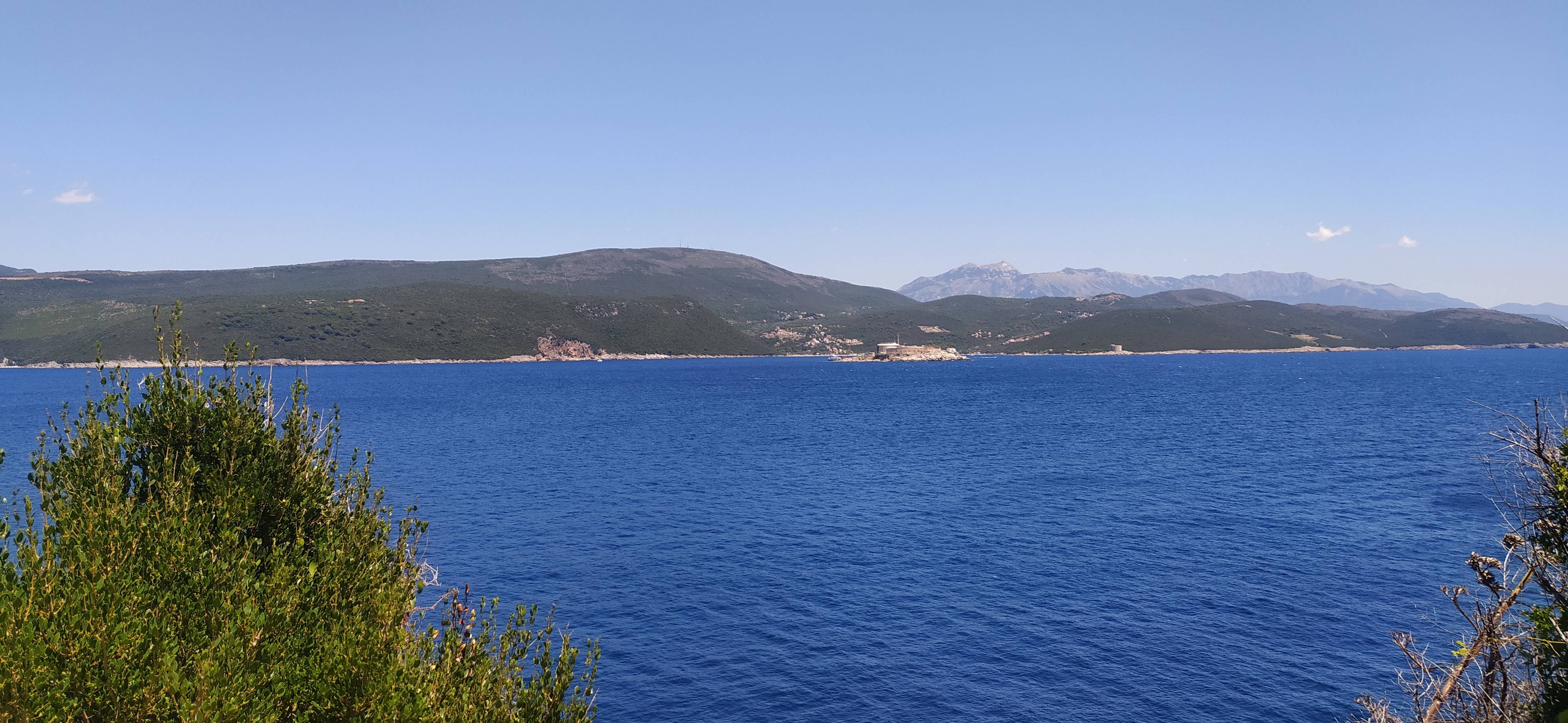 Isola dei Rondoni, Punta Ostro, Montenegro - F. Fiori