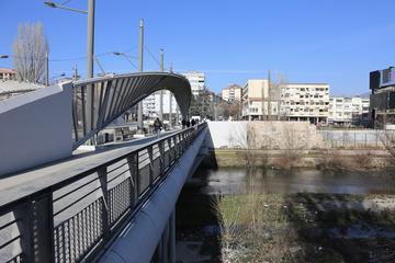 Il ponte di Mitrovica, Kosovo - Foto F. Baccini