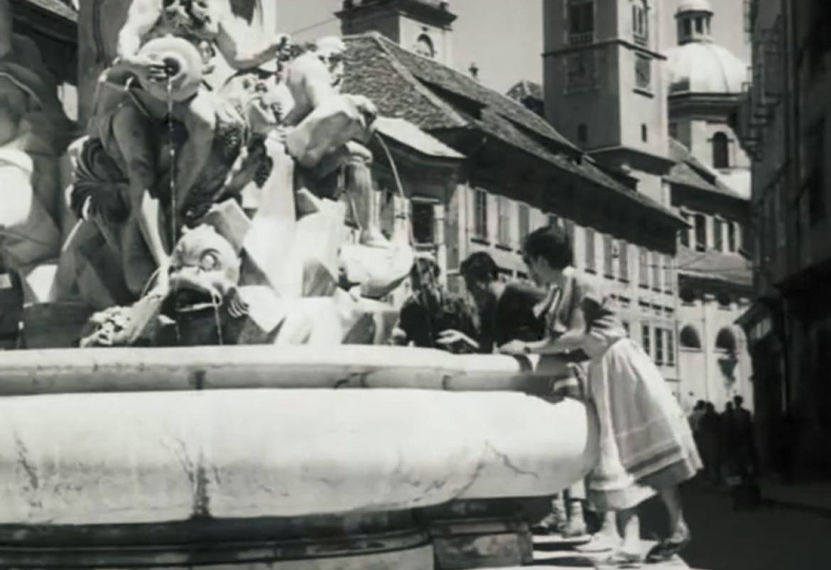 Una scena del film Vesna (1953) di František Čap Una scena del film Vesna (1953) di František Čap