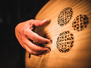 Strumento musicale - © Quetar Abdrezzak/Shutterstock