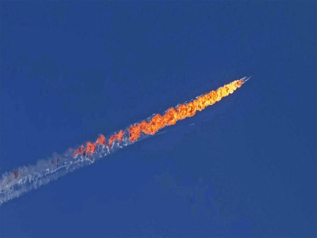 Il Su-24 russo abbattuto dall'aviazione turca