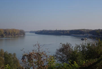 Il Danubio a Vukovar - Foto LB, Viaggiare i Balcani