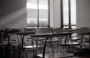 Empty classroom (foto Don Harder)