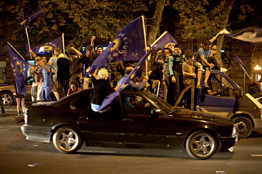 Sostenitori di "Sogno georgiano" in festa