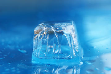 Scioglimento del ghiaccio / Shutterstock